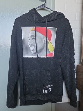 Poetic Justice 2pac Sweater Size Medium